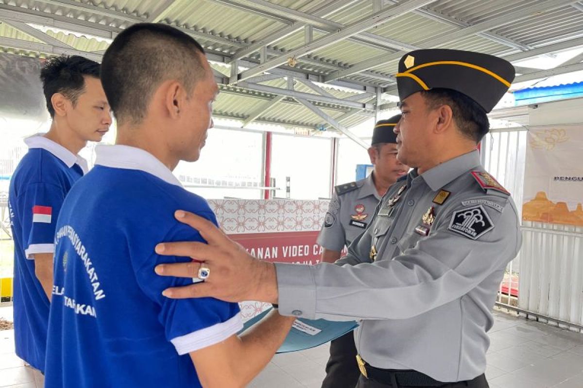 Lima Warga Binaan Lapas Tarakan Mendapat Remisi Khusus Waisak