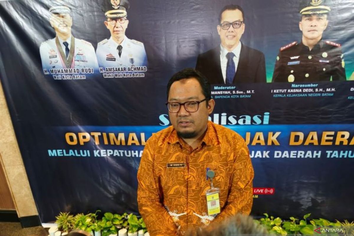 Bapenda Batam pasang 400 alat perekam pajak pada tahun 2024