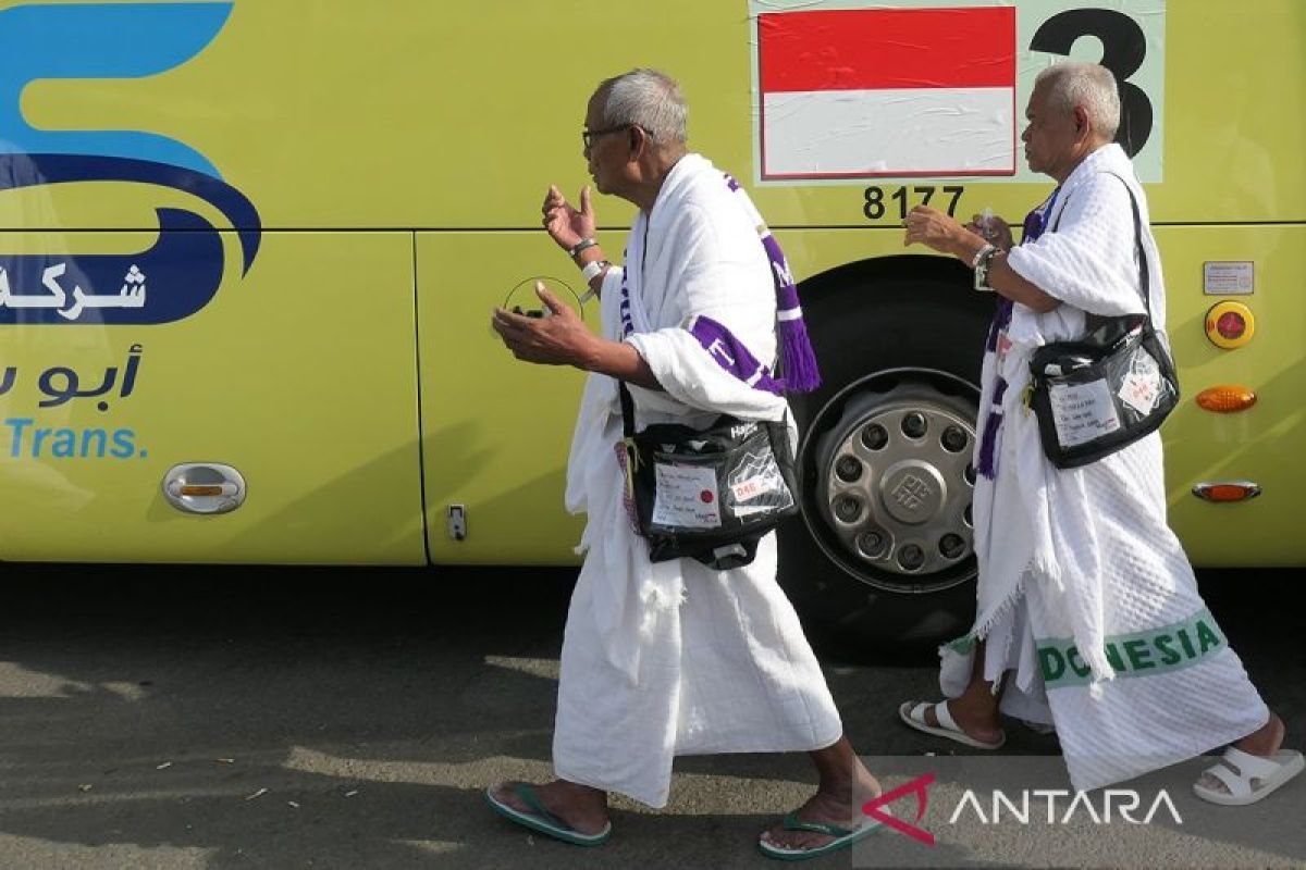 Jamaah haji diminta tak banyak beraktivitas di luar saat siang hari