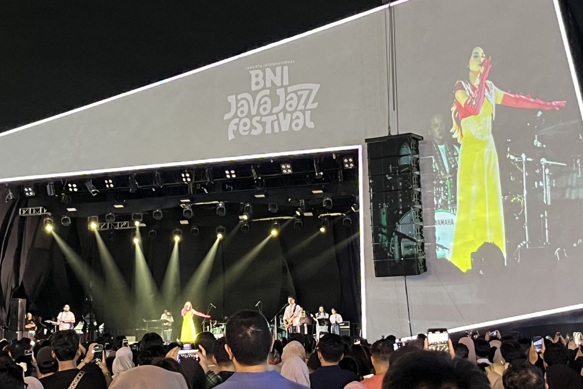 Mahalini bikin meriah panggung Java Jazz Festival