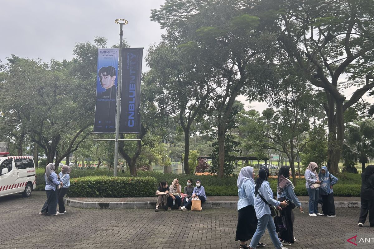 Fans banjiri konser CNBLUE di Indonesia