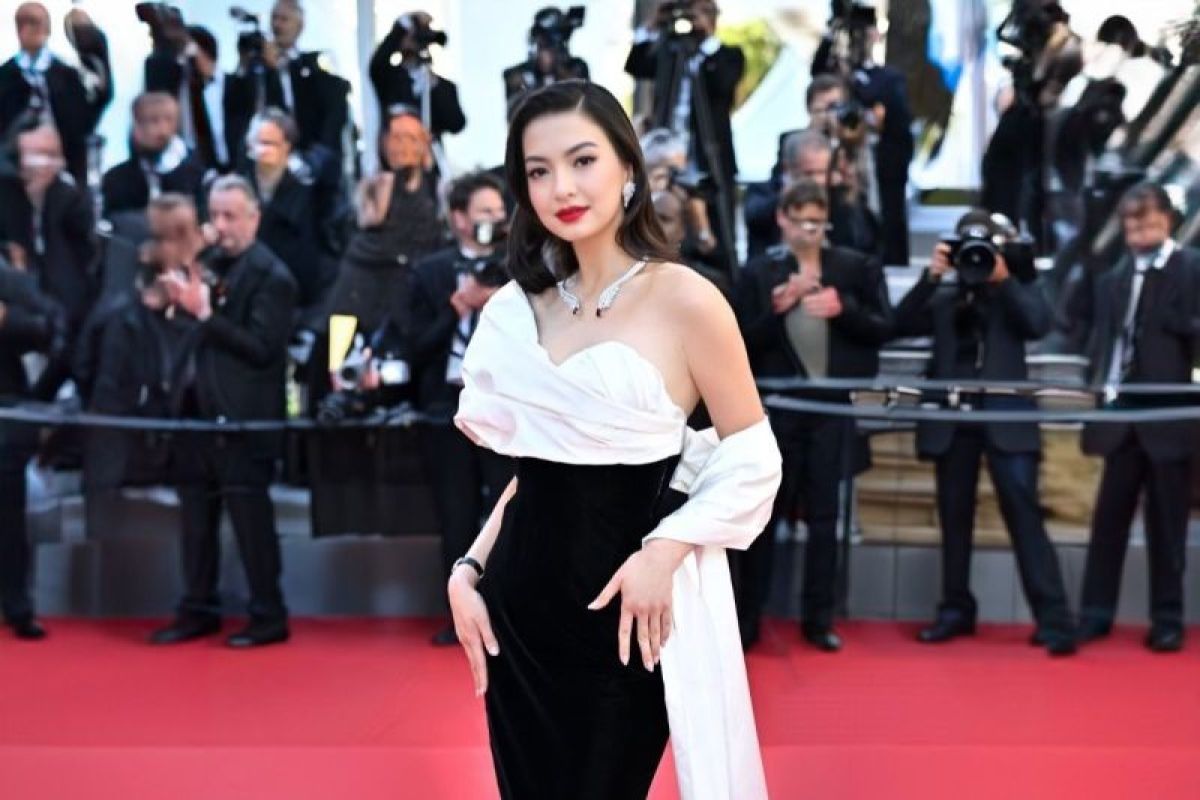 Raline Shah hadiri gala premier drama komedi "Marcello Mio" di Cannes