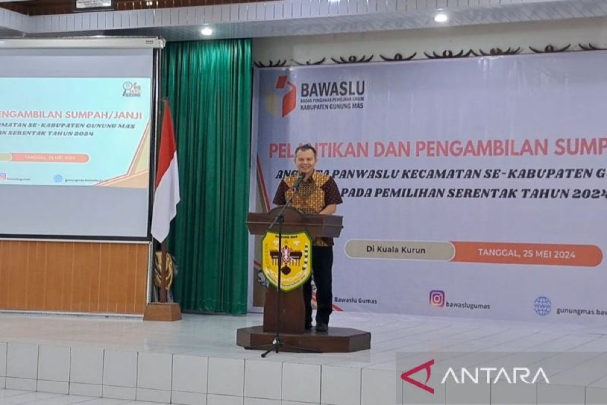 Bupati Gumas ingatkan panwaslu kecamatan jaga integritas