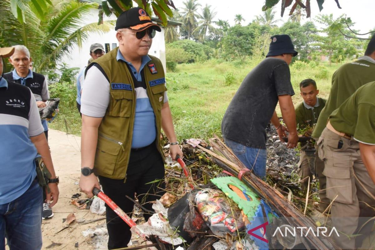 Pemkot gelar "Padang Bagoro" antisipasi bencana banjir