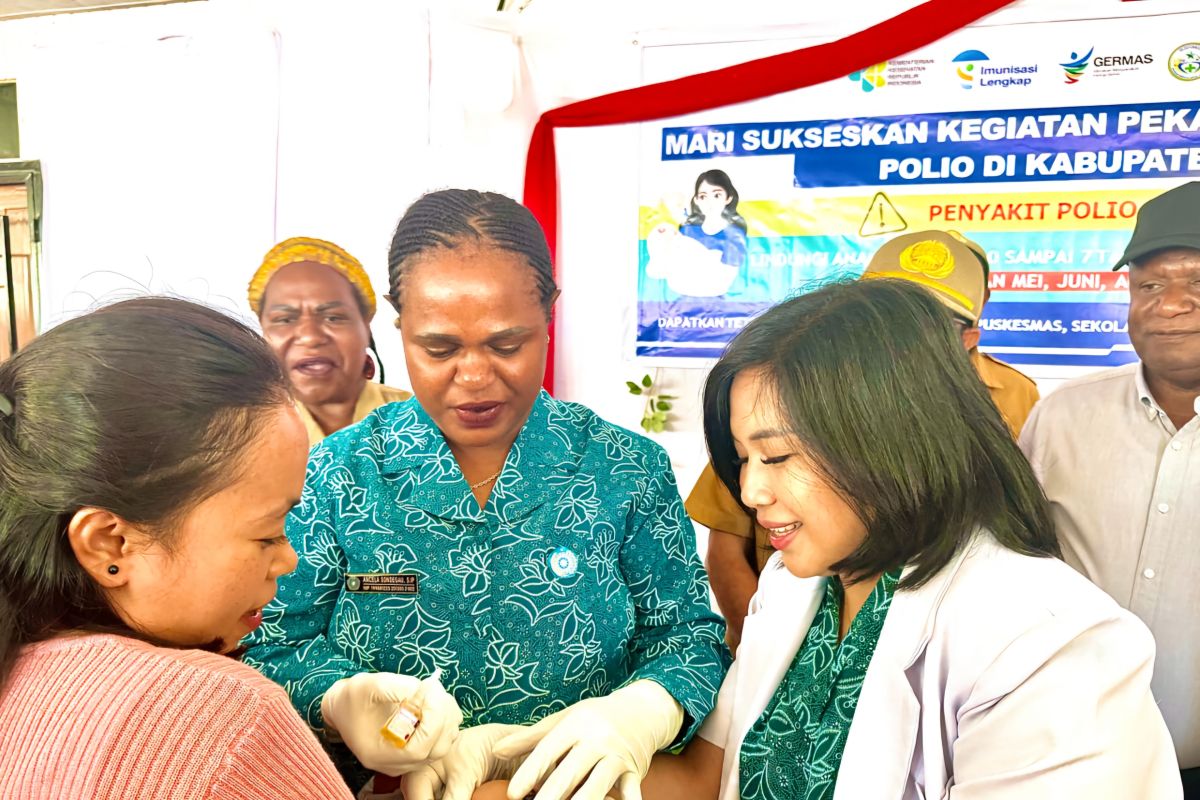 Dinkes Mimika imbau orang tua bawa anak untuk imunisasi polio