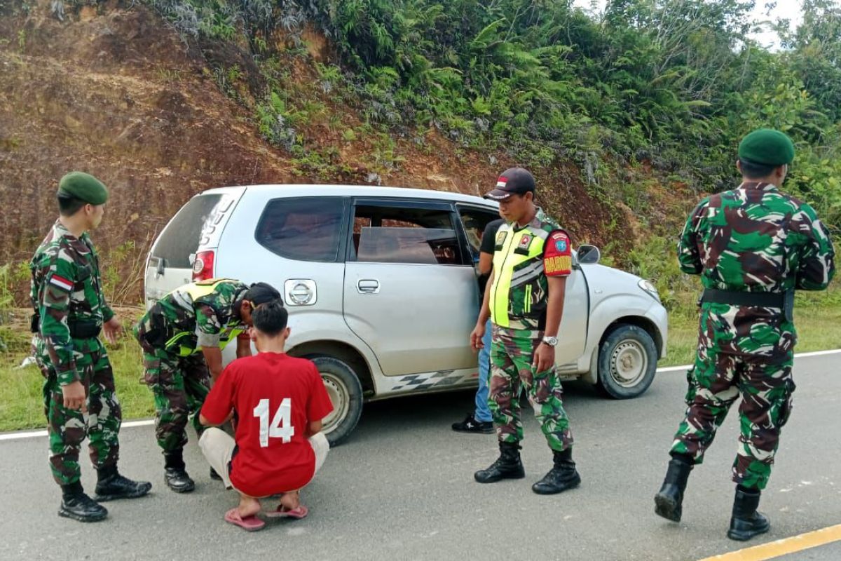 Prajurit TNI antisipasi peredaran senjata api ilegal di batas RI-Malaysia