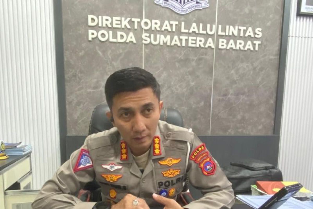 Polda Sumbar akan tindak tegas pengendara nekad melintasi Lembah Anai