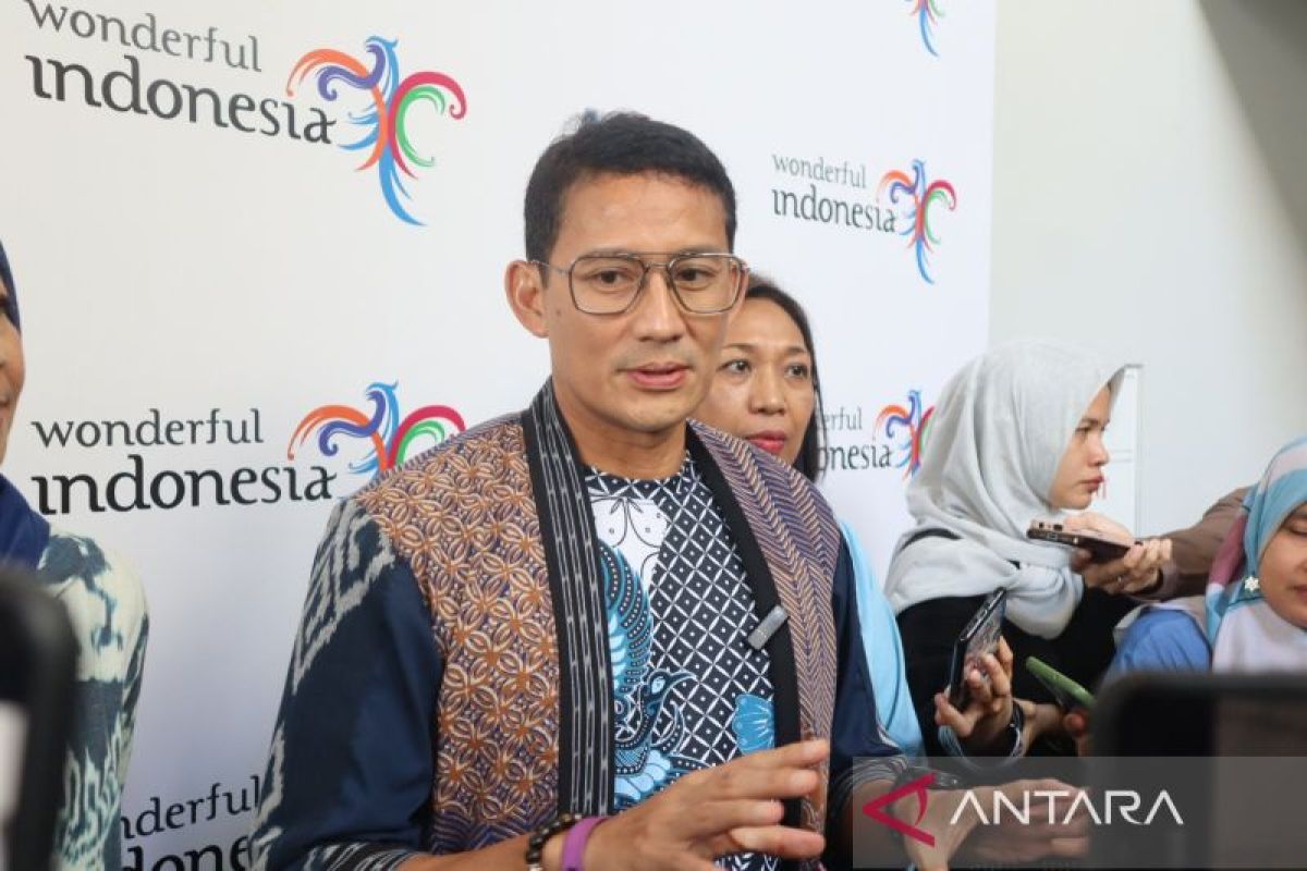 Menparekraf Sandiaga Uno upayakan penerbangan langsung tiga negara ke Labuan Bajo