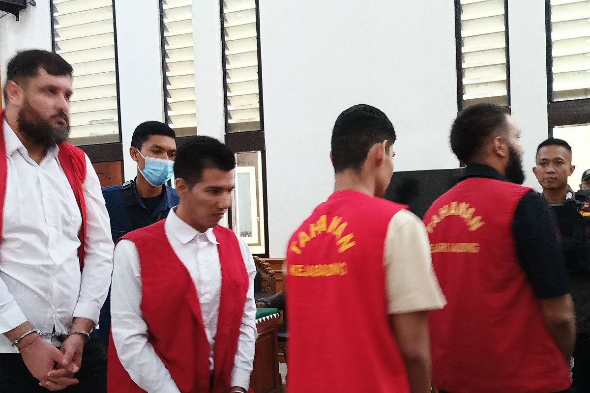 Sidang percobaan pembunuhan WNA Mexico dijaga ketat