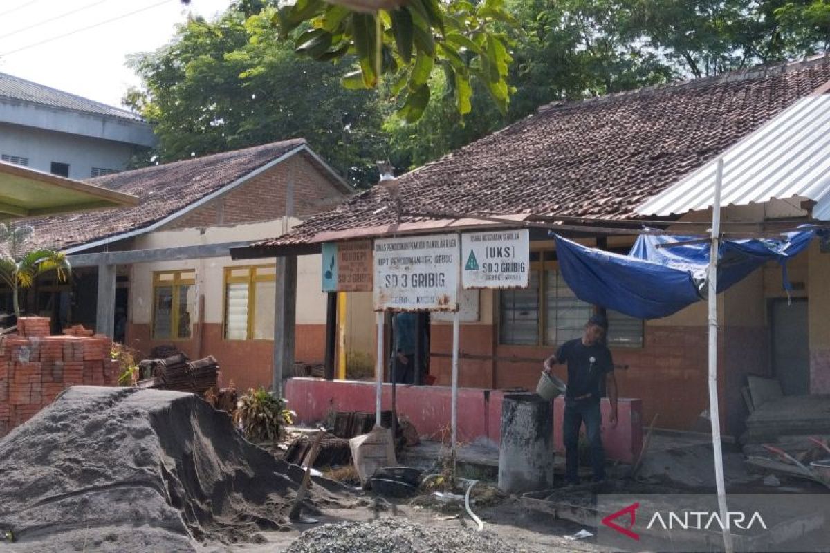 Disdik Kudus  targetkan perbaikan 115 sekolah rusak dimulai Juli