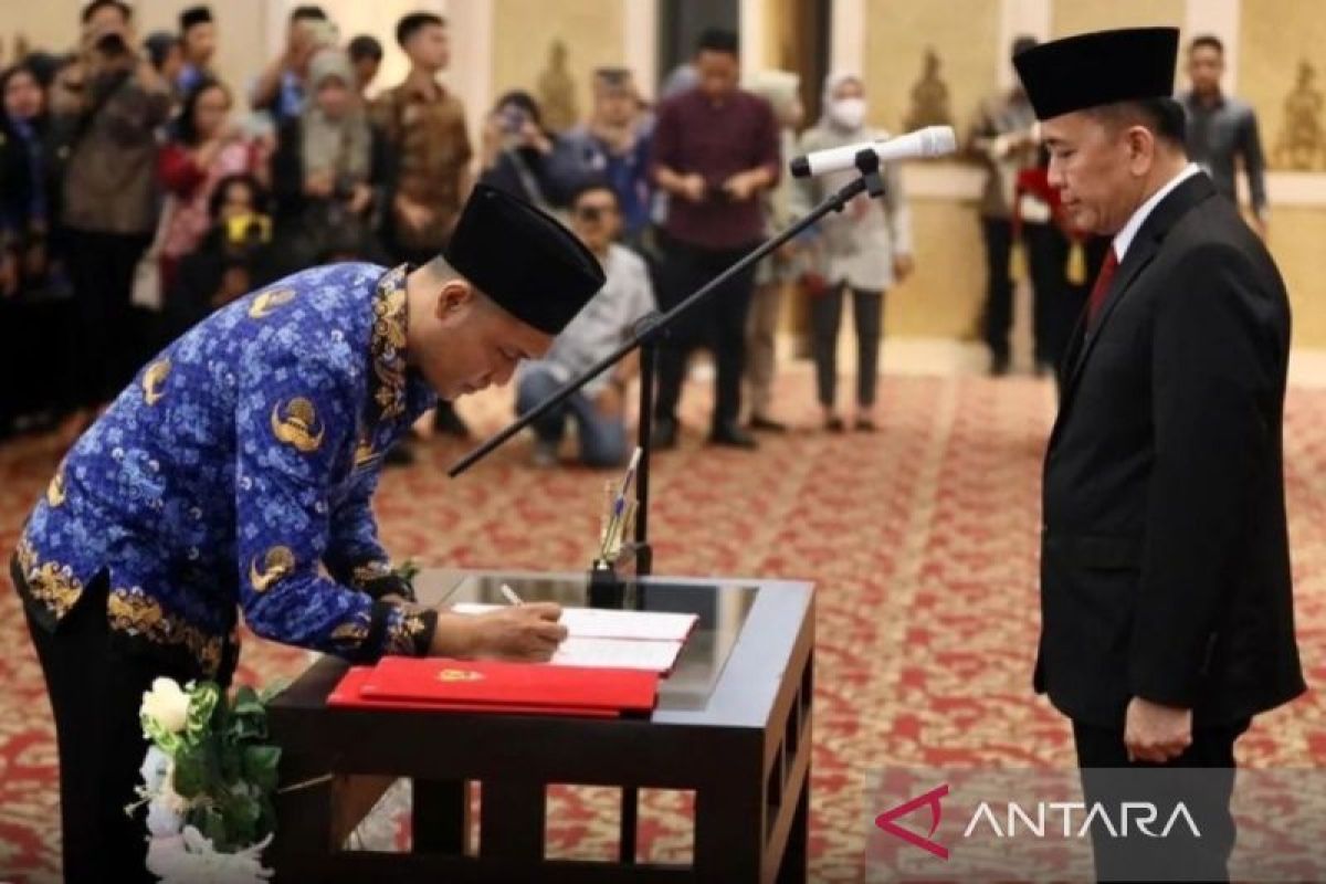 Pj Gubernur Fatoni sebut guru teladan berperilaku baik