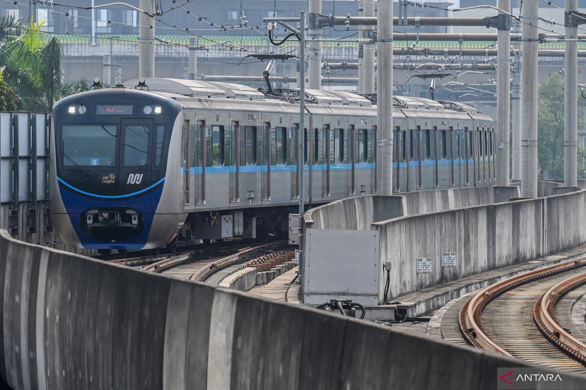 Surabaya butuh ART apa MRT? begini kata Eri Cahyadi