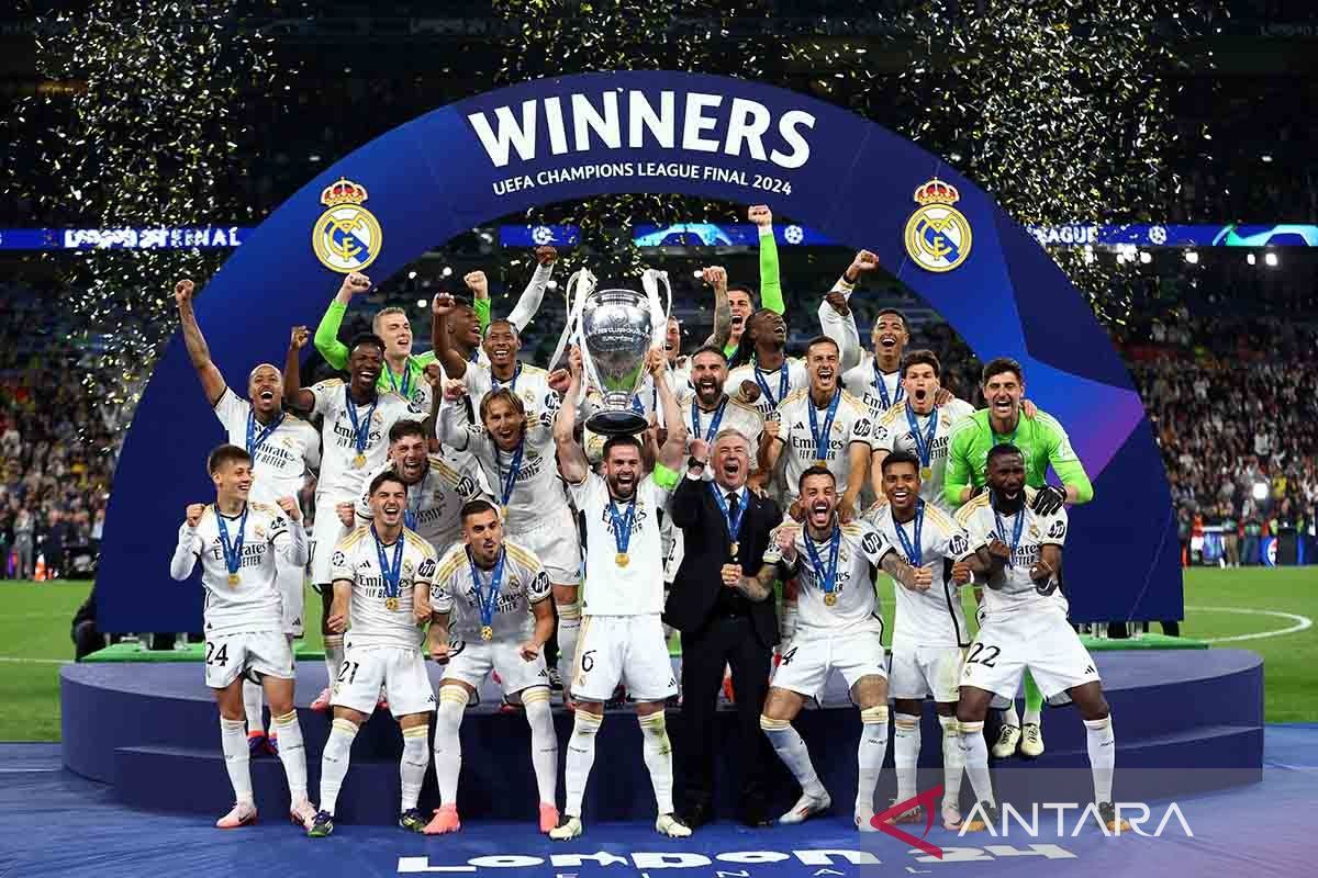 Real Madrid raih pendapatan 1 miliar euro, klub pertama bola di dunia