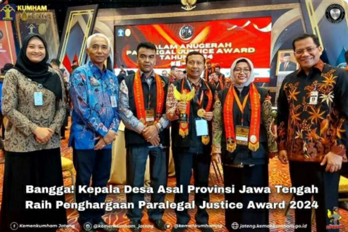 Kepala desa Kab. Semarang raih "Paralegal Justice Award 2024"