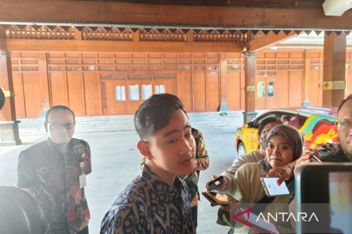 Uji coba makan siang gratis oleh sejumlah pihak, ini tanggapan Gibran