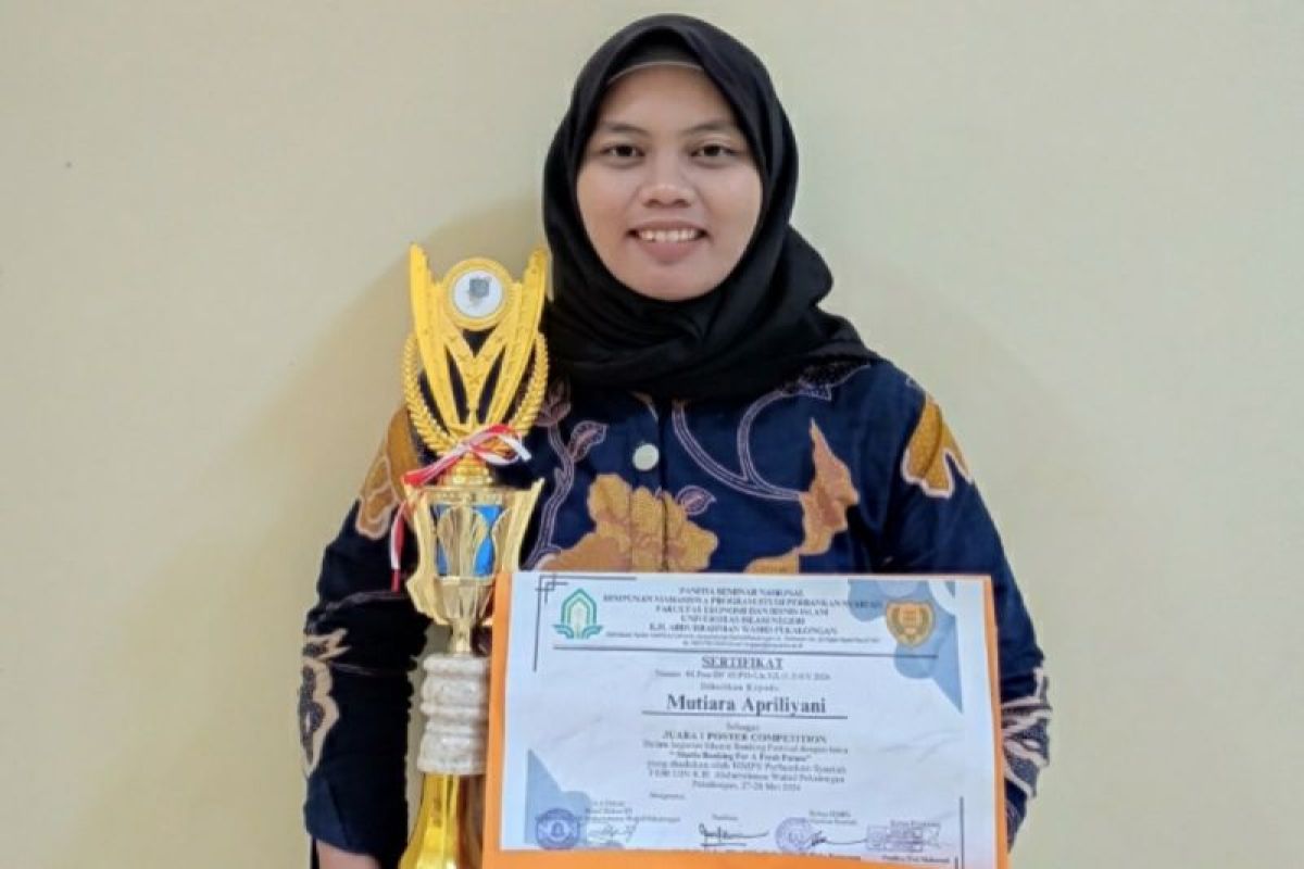 Mahasiswa FH USM juara lomba poster "Islamic Banking Festival"