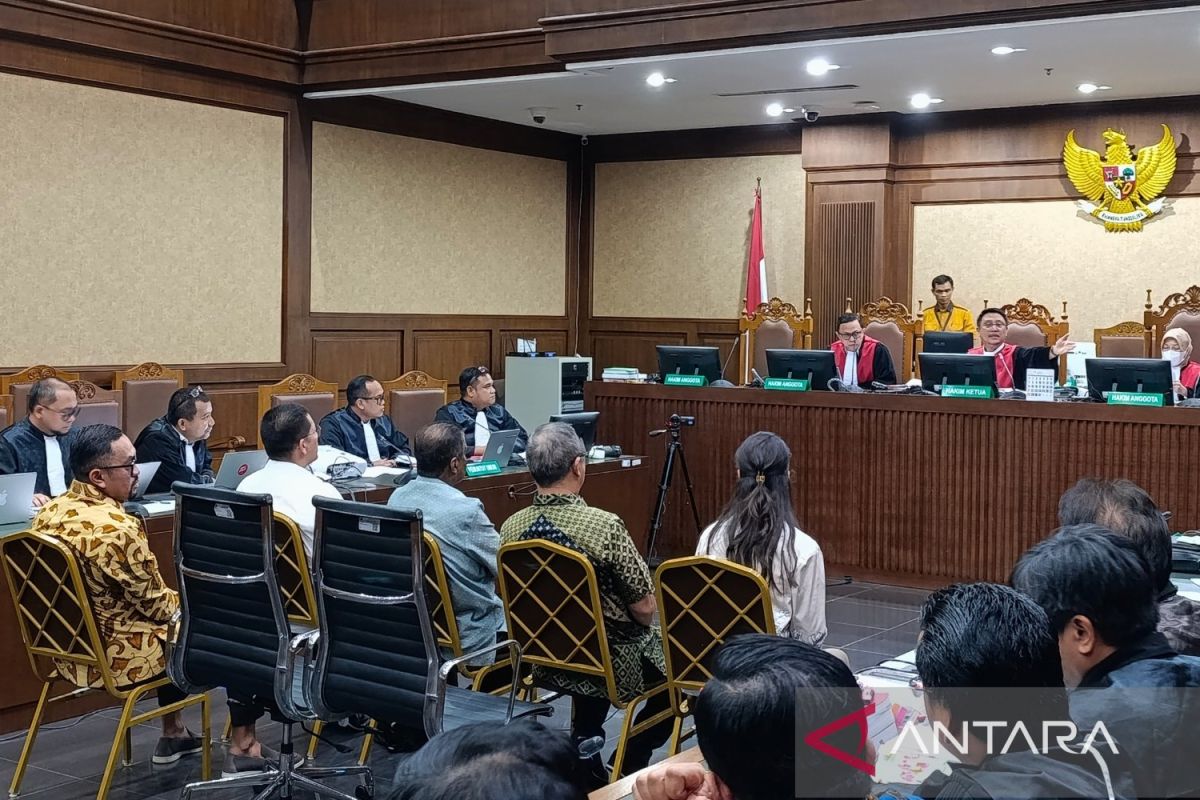 Travel sebut SYL menunggak biaya dinas ke Spanyol Rp1 miliar