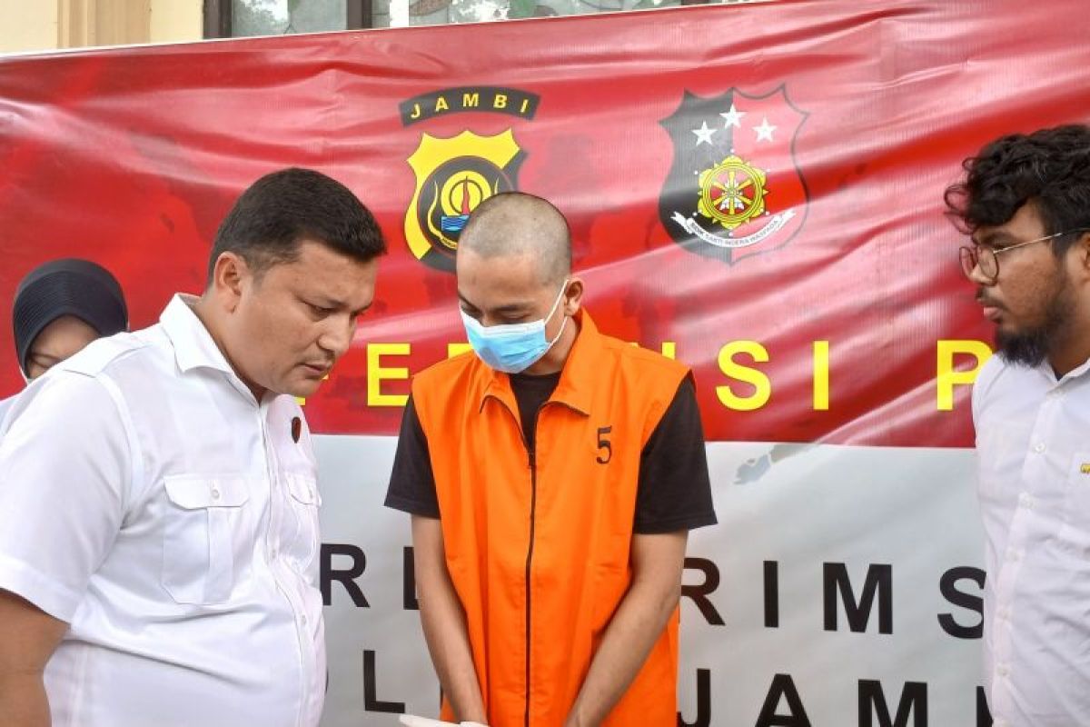 Pria tersangka penyebar video asusila di Jambi ditahan