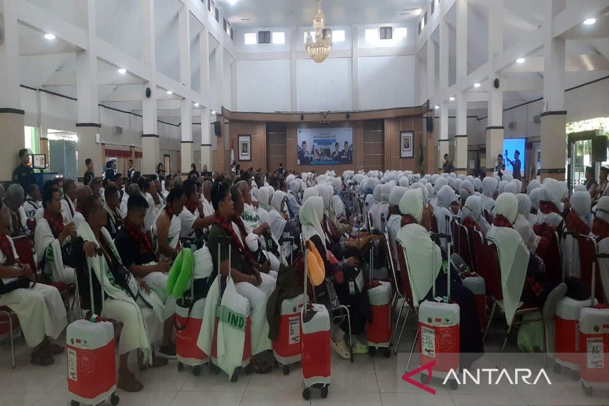 Calon haji Embarkasi Solo asal Cilacap meninggal dunia