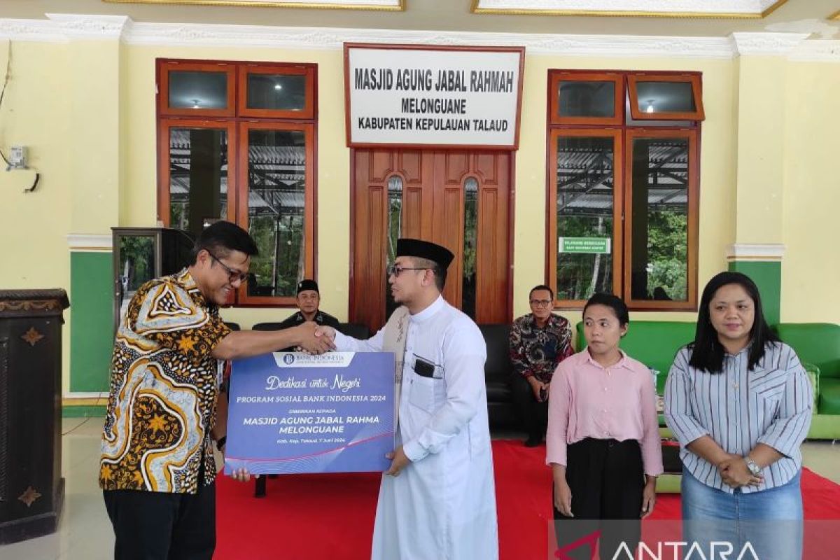 BI Sulut serahkan PSBI untuk 4 rumah ibadah di wilayah 3T