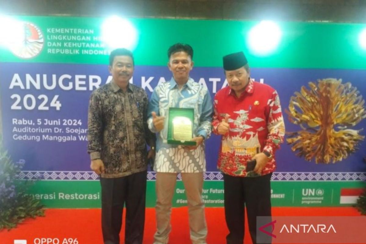 Warga Agam terima plakat Kalpataru berkat komitmen jaga lingkungan