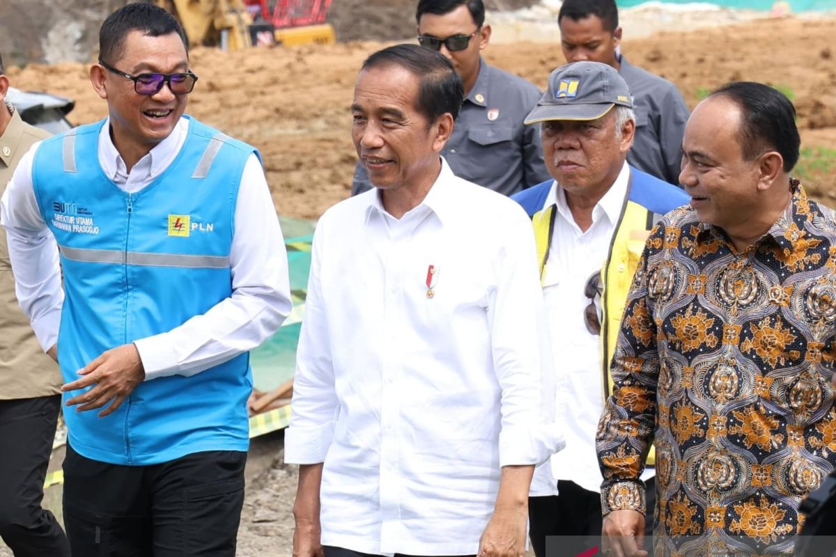 Presiden Jokowi tandai pembangunan PLN Hub di IKN