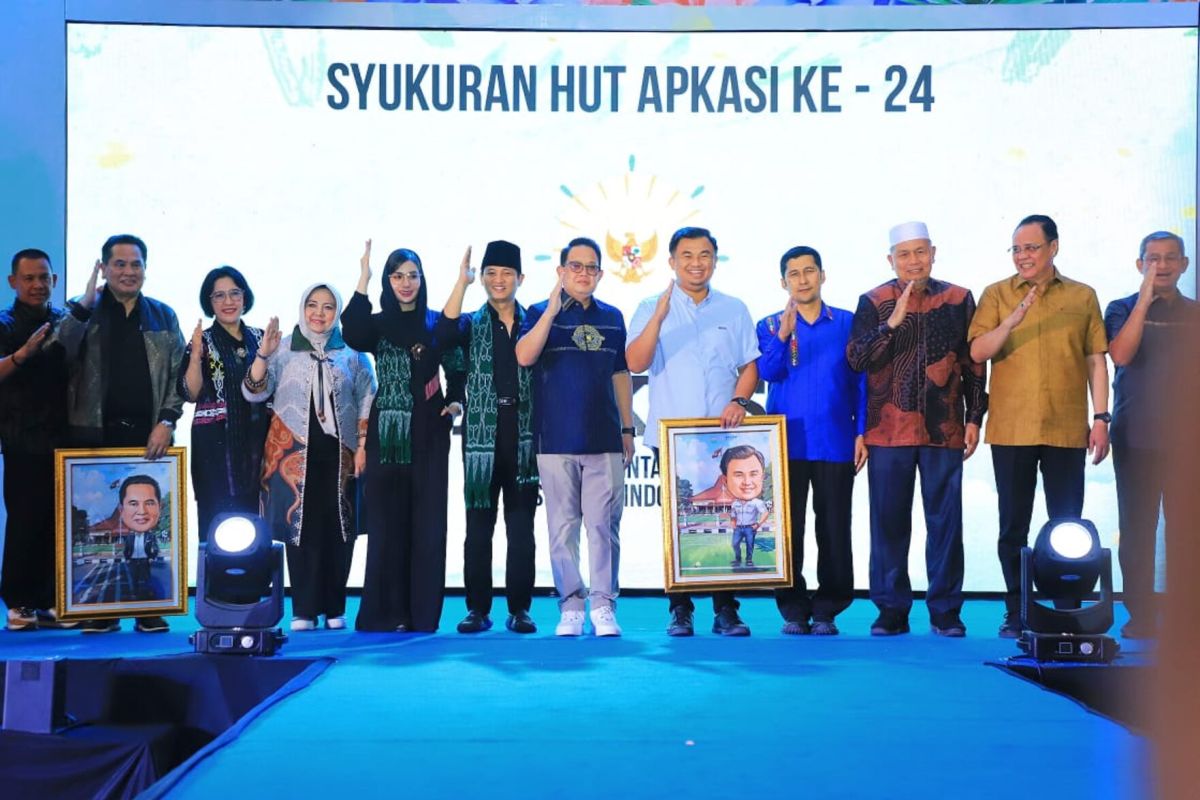 Pj. Gubernur Jatim ajak Apkasi wujudkan kondusifitas Pilkada 2024