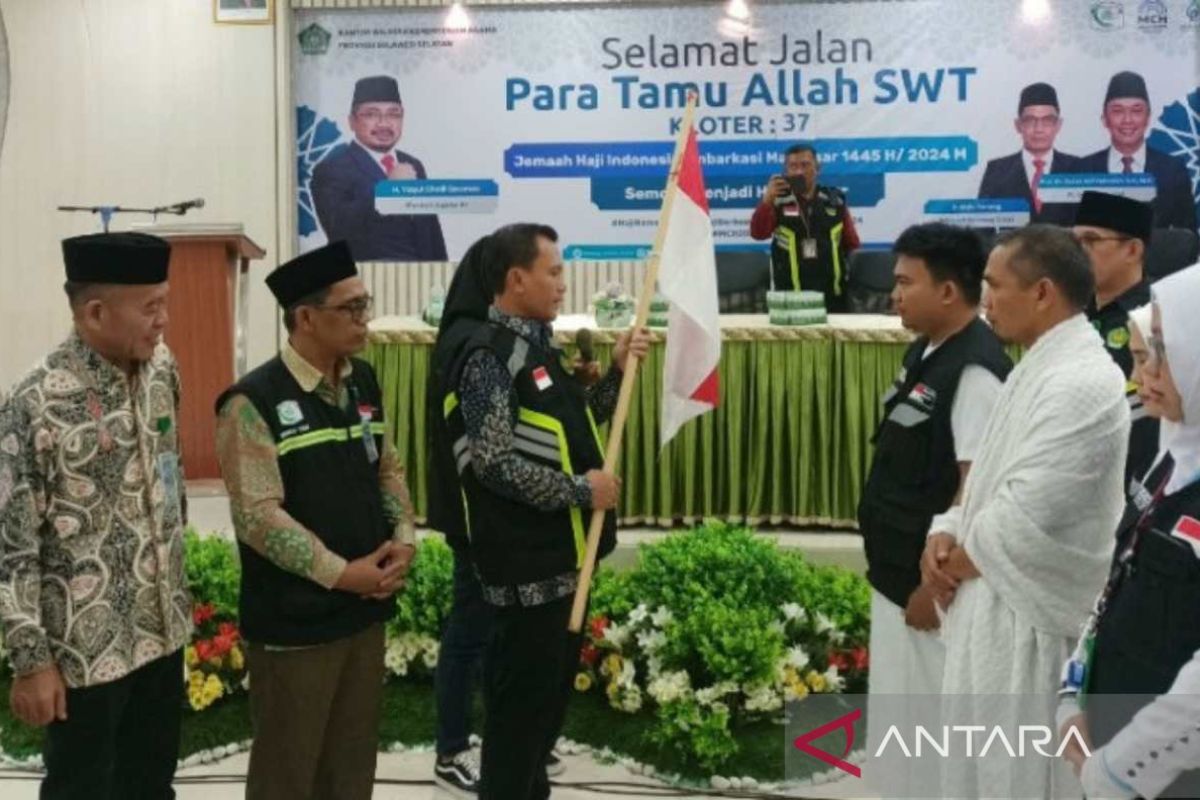 PPIH Embarkasi Makassar memberangkatkan JCH kloter terakhir