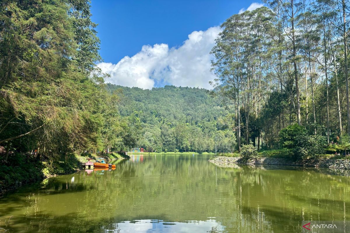 Artikel - Menyusuri jejak peradaban Sungai Citarum