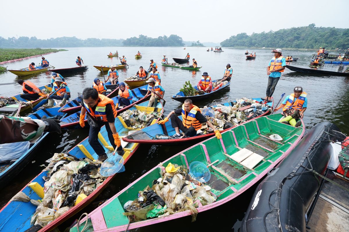 Hari Lingkungan Hidup, PLN berhasil kumpulkan sampah 302 ton lewat program "Green Employee Involvement"