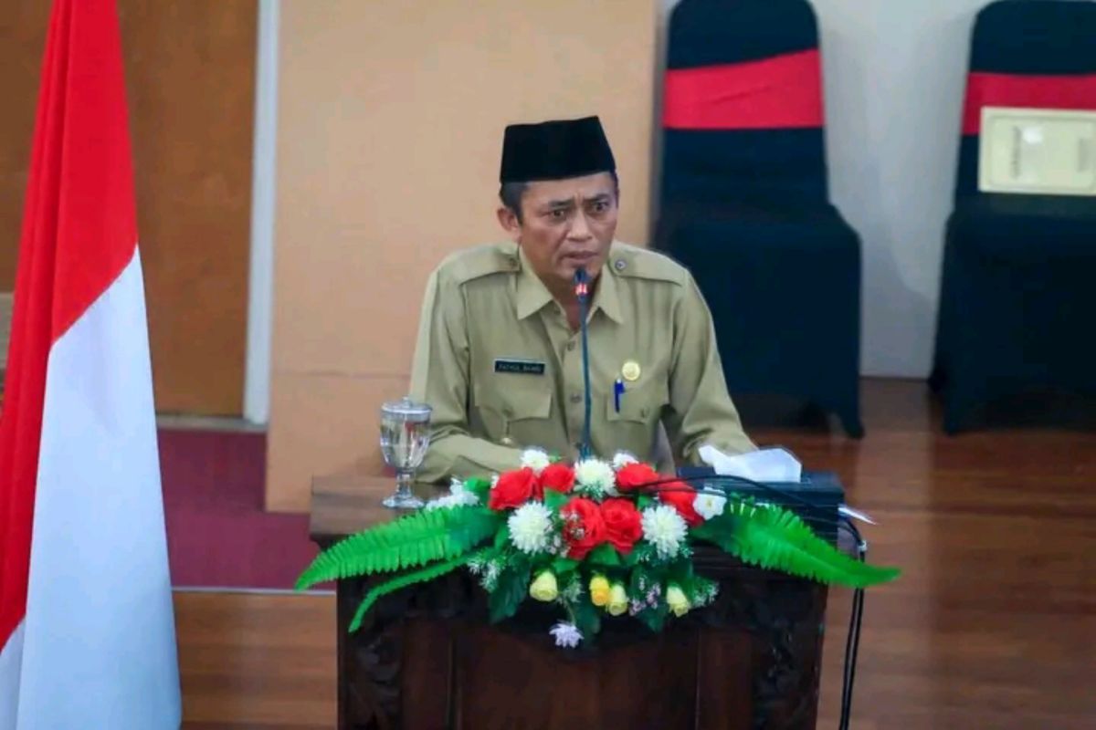 Bupati Pathul ingatkan kades dalam penggunaan APBDes 2024 di Lombok Tengah