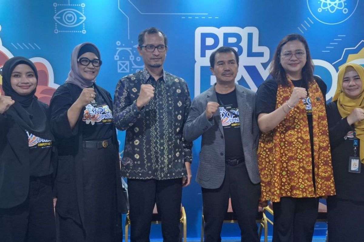 Produk-inovasi karya mahasiswa dipamerkan di PBL x Competitive Fund 2024