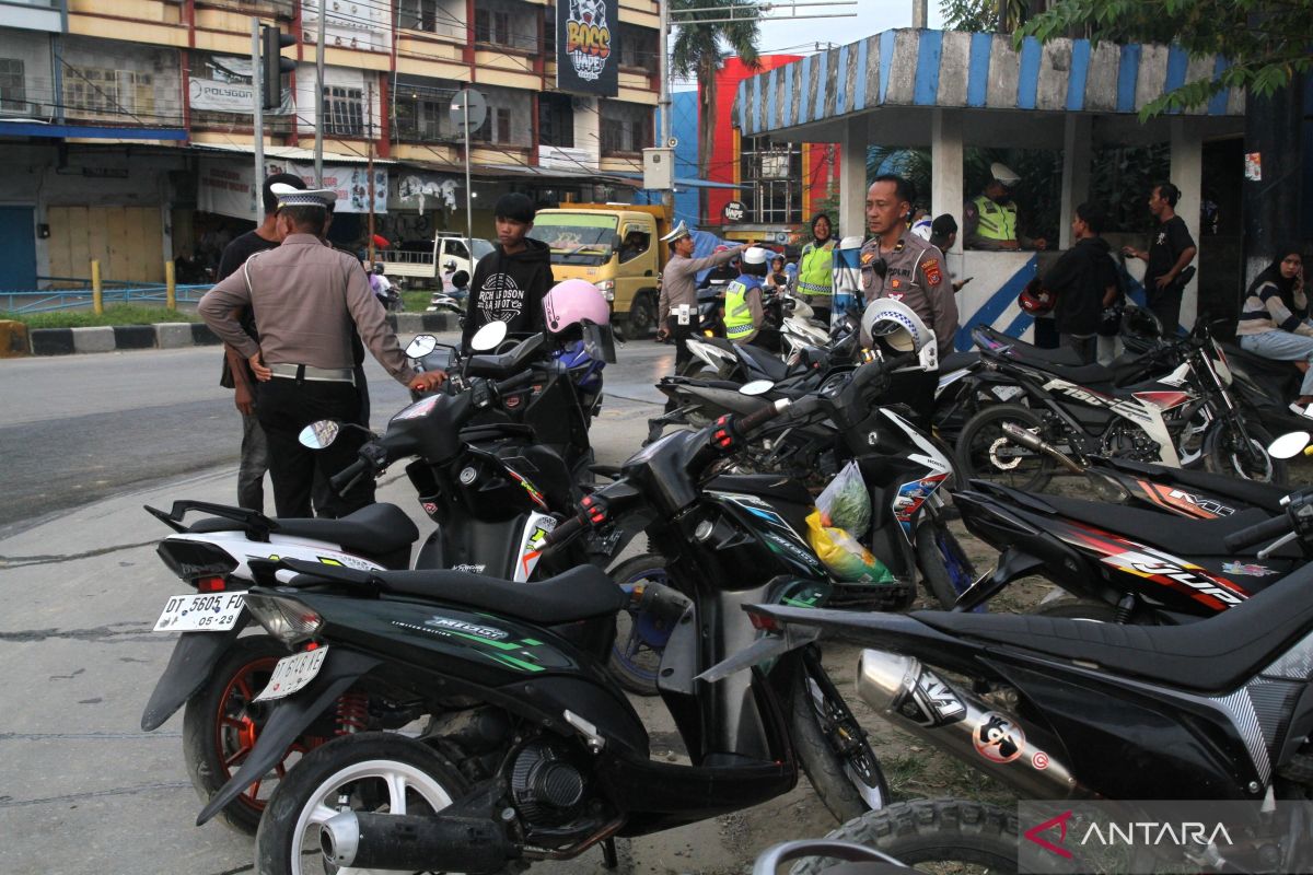 Polresta Kendari amankan 30 unit motor gunakan knalpot brong