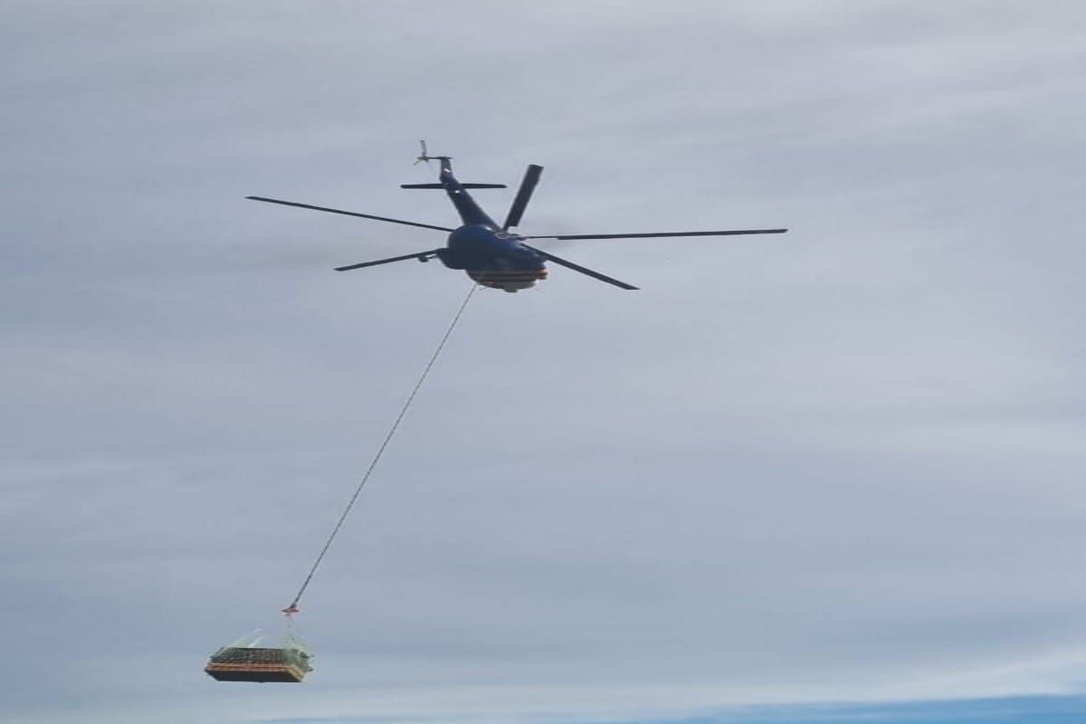 PTFI kerahkan helikopter dukung peresmian Gereja Ainggigi Tembagapura