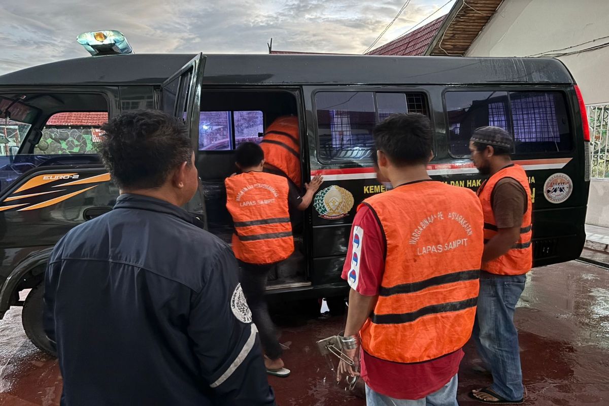 Lapas Sampit pindahkan enam warga binaan ke Lapas Kasongan