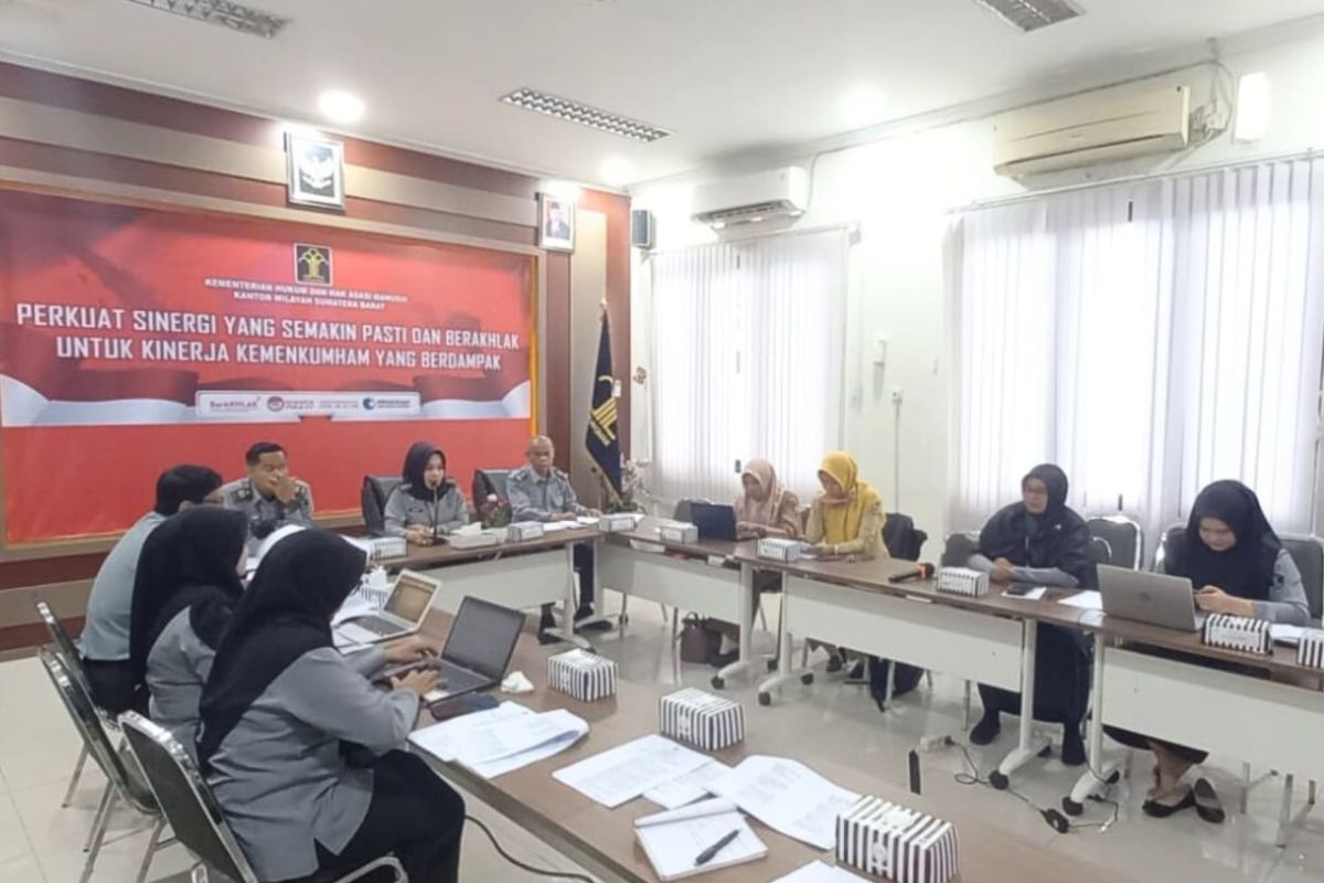 Kemenkumham Sumbar gelar rapat identifikasi Peraturan Perundang-Undangan berbasis HAM