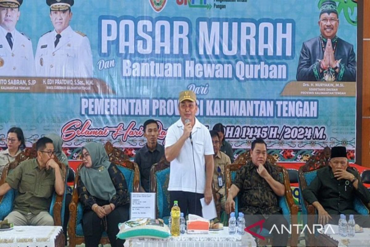 Gubernur Kalteng bagikan 15.000 paket sembako gratis untuk masyarakat Kotim