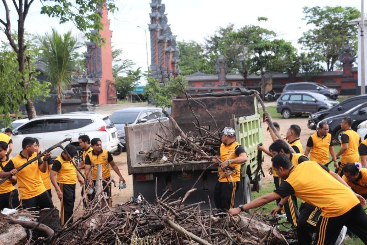 Polda Sulteng gelar bakti religi wujudkan pengabdian masyarakat