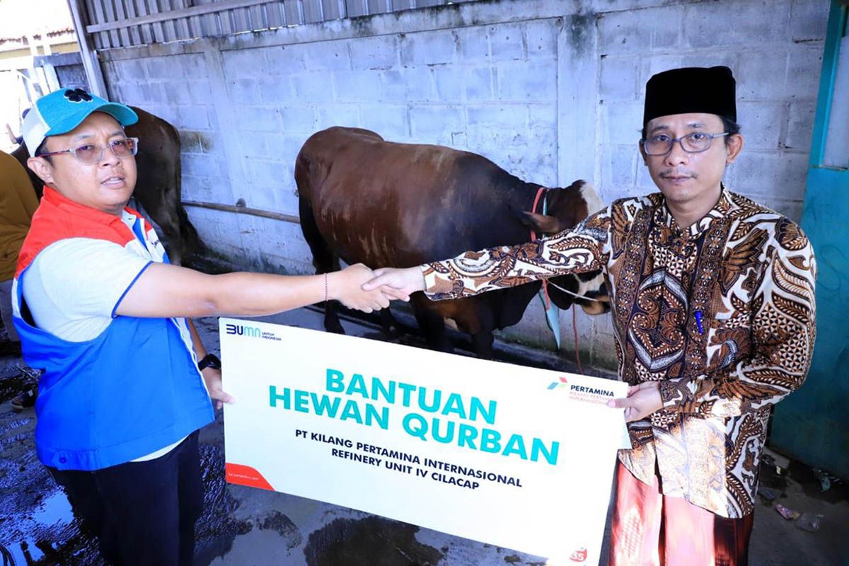 Kilang Pertamina Cilacap salurkan 106 hewan kurban