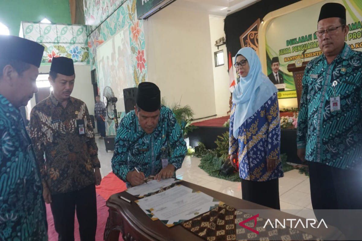 Kemenag Jateng komitmen wujudkan madrasah yang sehat dan aman