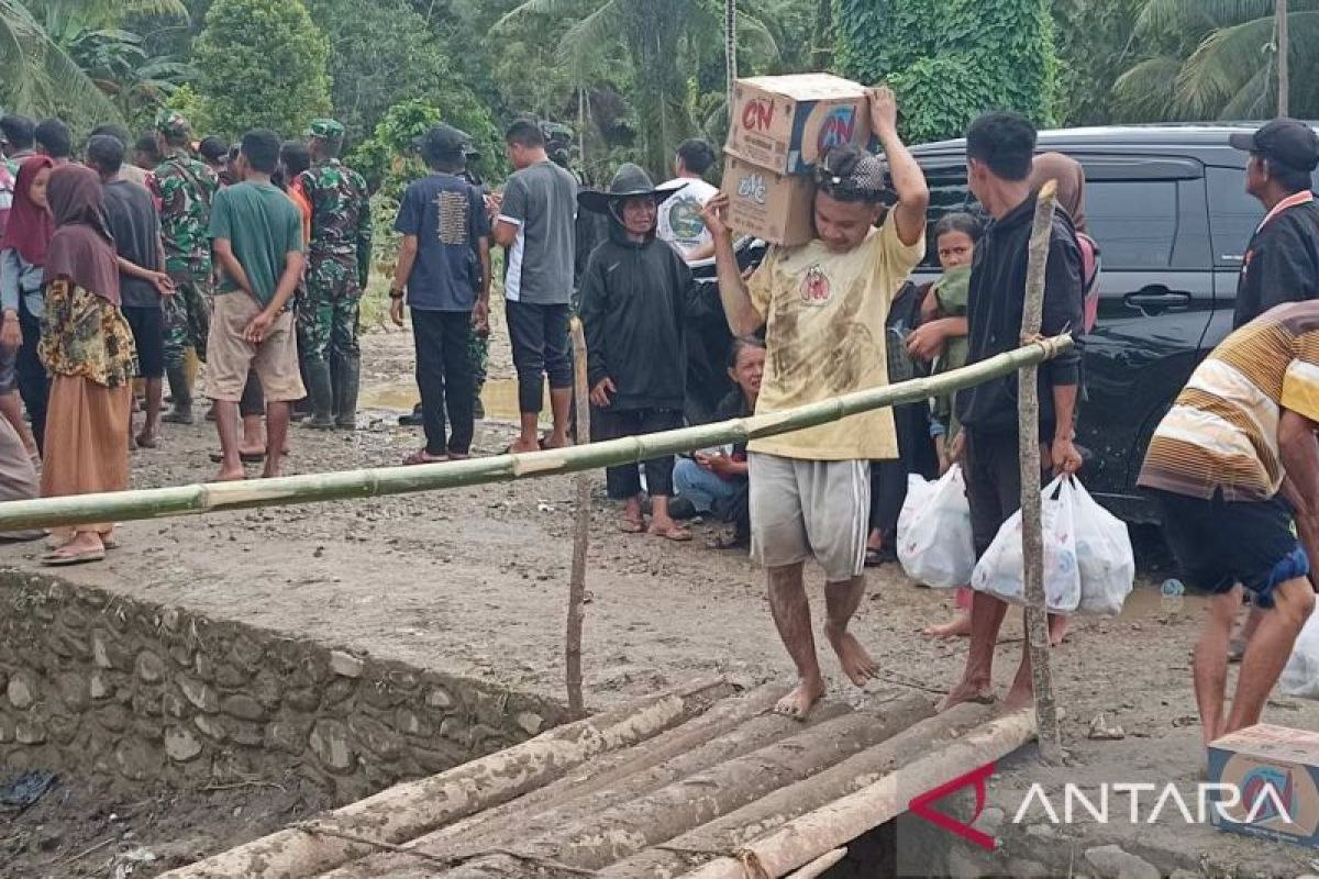 Pemkab Parigi Moutong tetapkan tanggap darurat delapan desa terdampak banjir