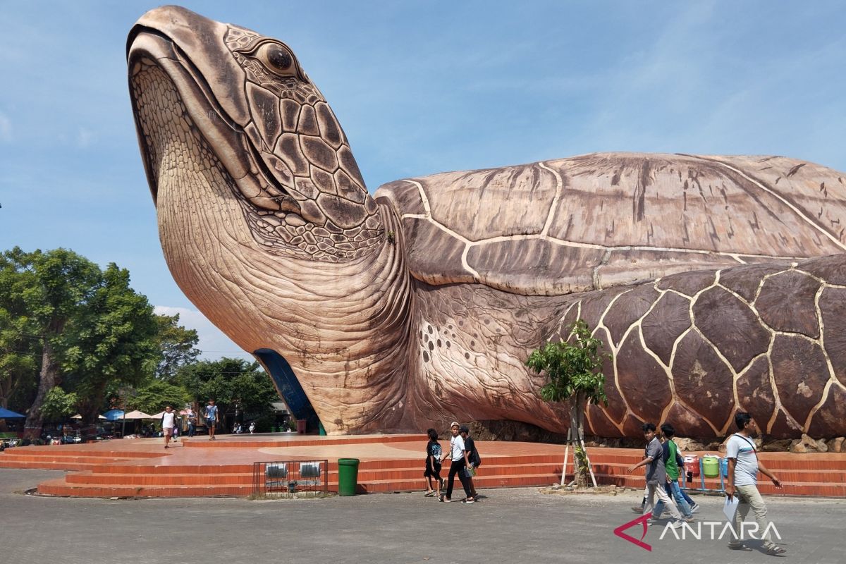 Pantai Bandengan dan Kartini, wisata andalan Pemkab Jepara raup PAD