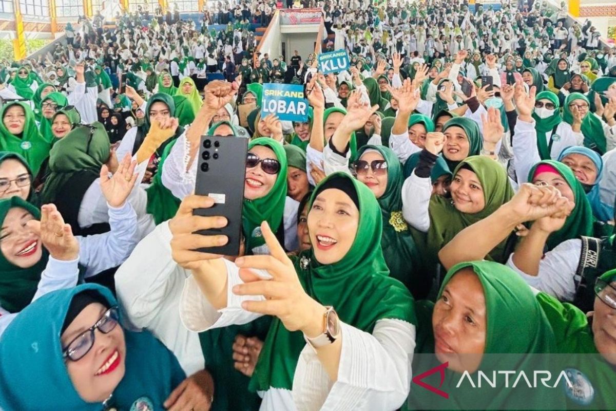 Poltracking: Ummi Rohmi ungguli Zulkieflimansyah di Pilgub NTB