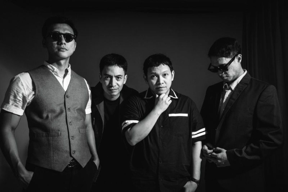 Band Holy City Rollers suarakan soal judi di "Filthy Rich"