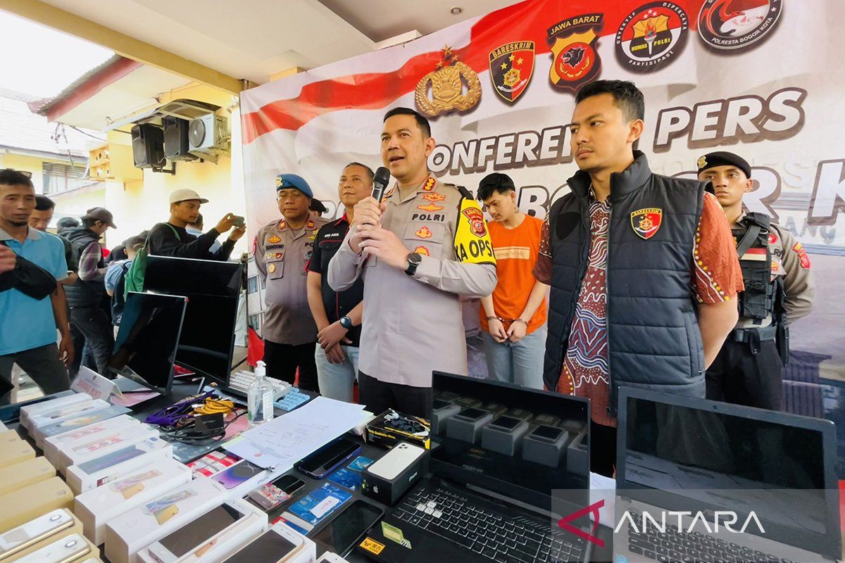 Polisi tangkap perekrut selebgram promosikan judi daring