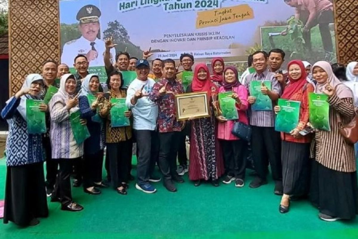 17 sekolah di Kota Semarang raih penghargaan lingkungan