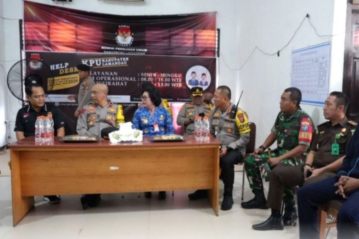 Pj Bupati bersama Wakapolda tinjau kesiapan Pemilu 2024 di Lamandau