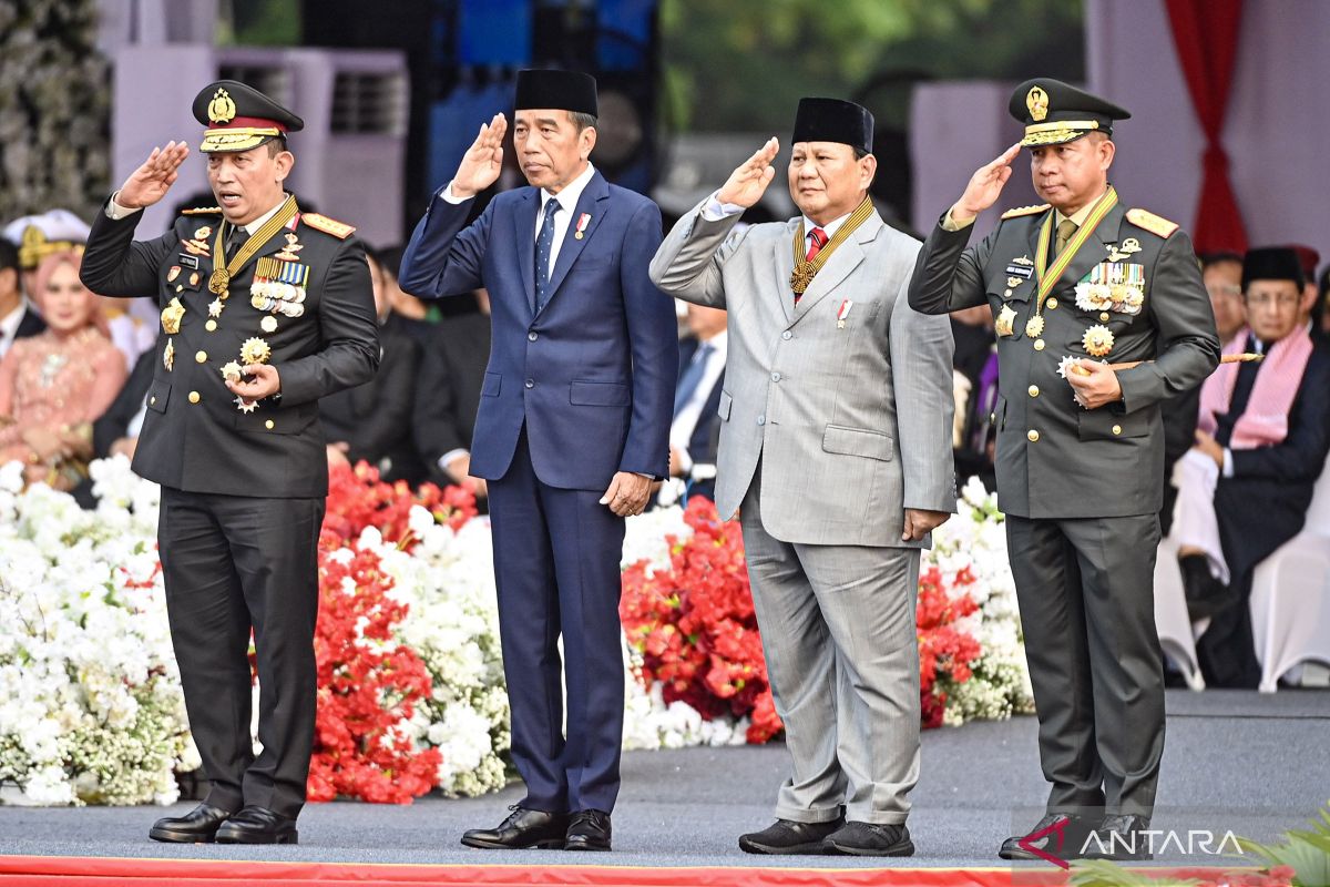 Kemeriahan puncak acara HUT Ke-78 Bhayangkara di Lapangan Monas