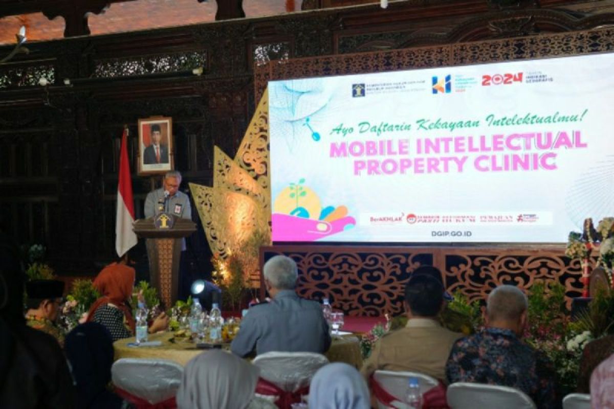 Kemenkumham Jateng laksanakan "Mobile Intellectual Property Clinic"