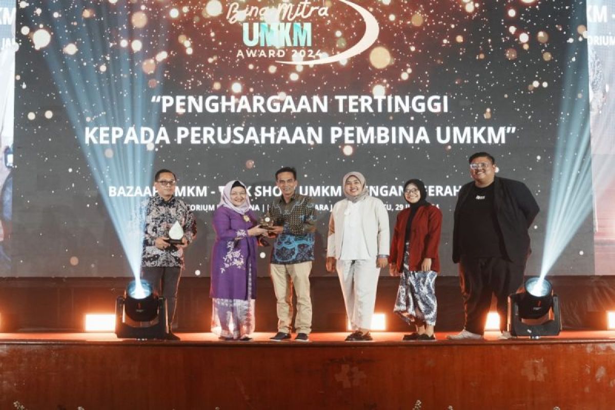 Rumah BUMN Semen Gresik raih 2 penghargaan bergengsi nasional bidang pemberdayaan UMKM